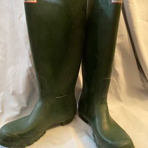 HUNTER BOOTS SIZE 8.5